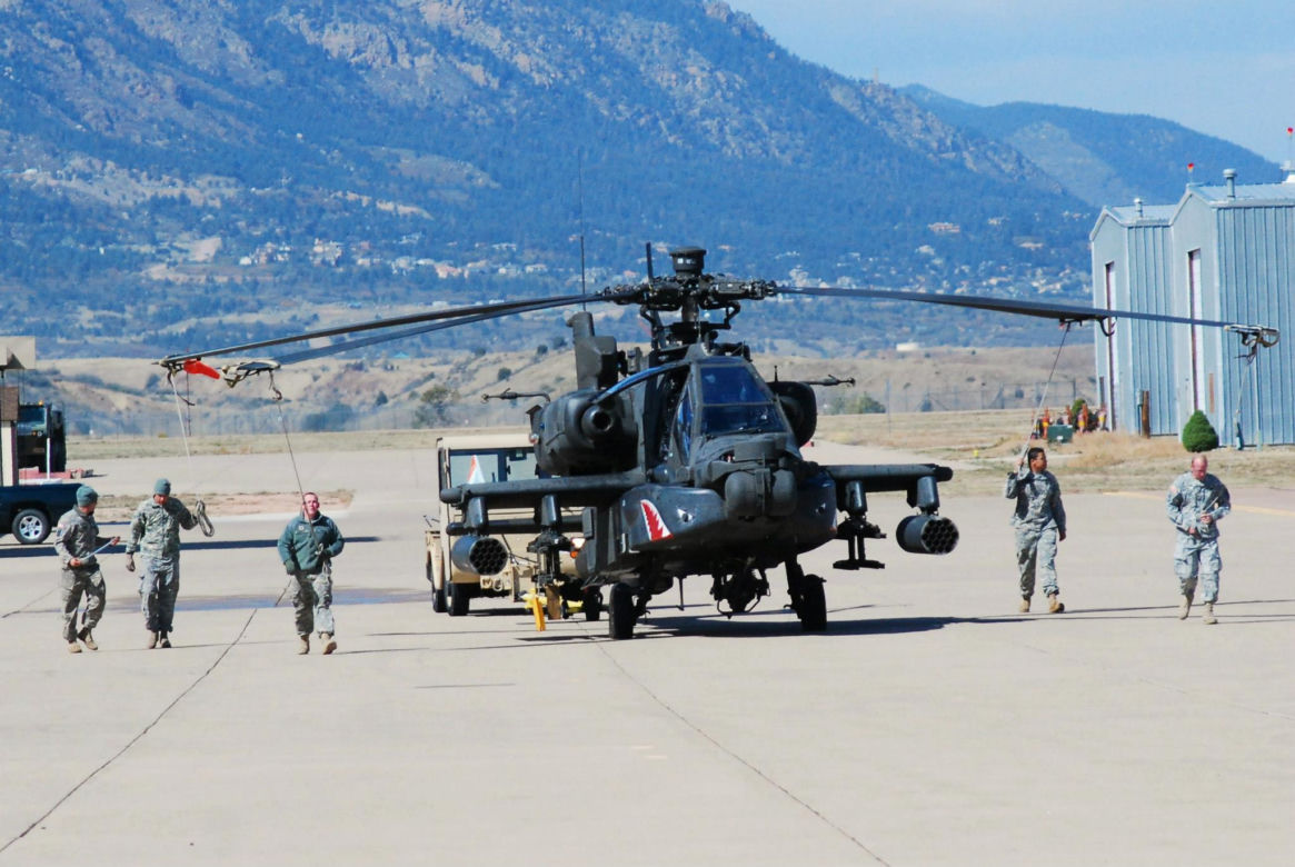 AH-64 Apache