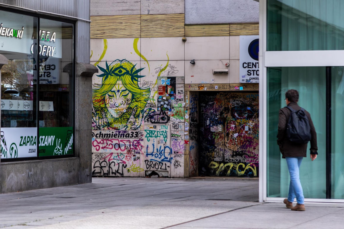 Graffiti w Warszawie – ul. Chmielna