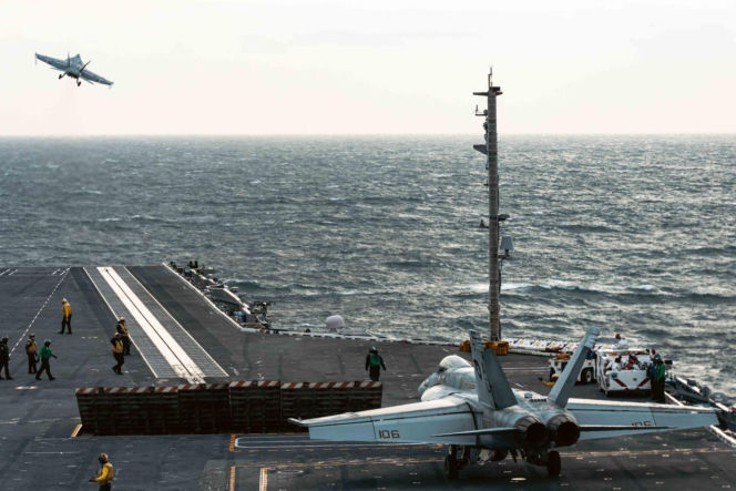 Gigantyczny koszt i polityczna presja. Marynarka Wojenna USA dokonuje przeglądu lotniskowców typu Ford