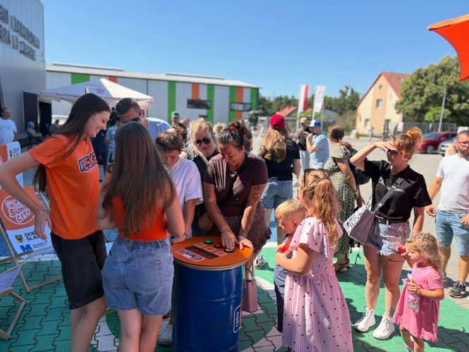 Pojazdy wszech czasów i klimat PRL-u! Ekipa ESKA Summer City wpadła do Oławy