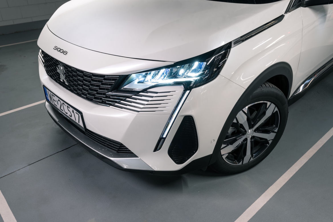 Peugeot 5008 po liftingu 2021