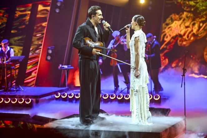 Co ona ma na sobie?! Szroeder wyglądała jak w firance z PRL-u