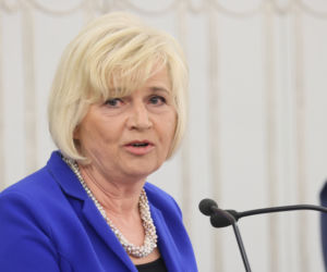 Lidia Staroń maglowana w Senacie
