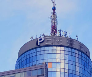 Neon PŻM wraca na szczyt Pazimu