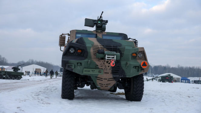 „Potwór z Tarnowa” i roje dronów. Rząd przygląda się przyszłości polskiej armii w Zielonce