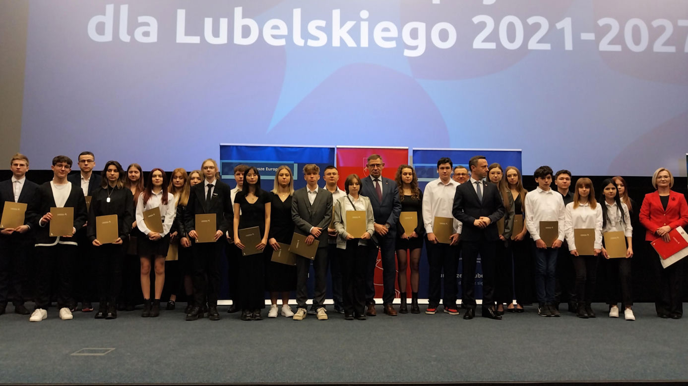 Uroczyste wręczenie stypendiów Marszałka Województwa Lubelskiego w CKF Stylowy w Zamościu