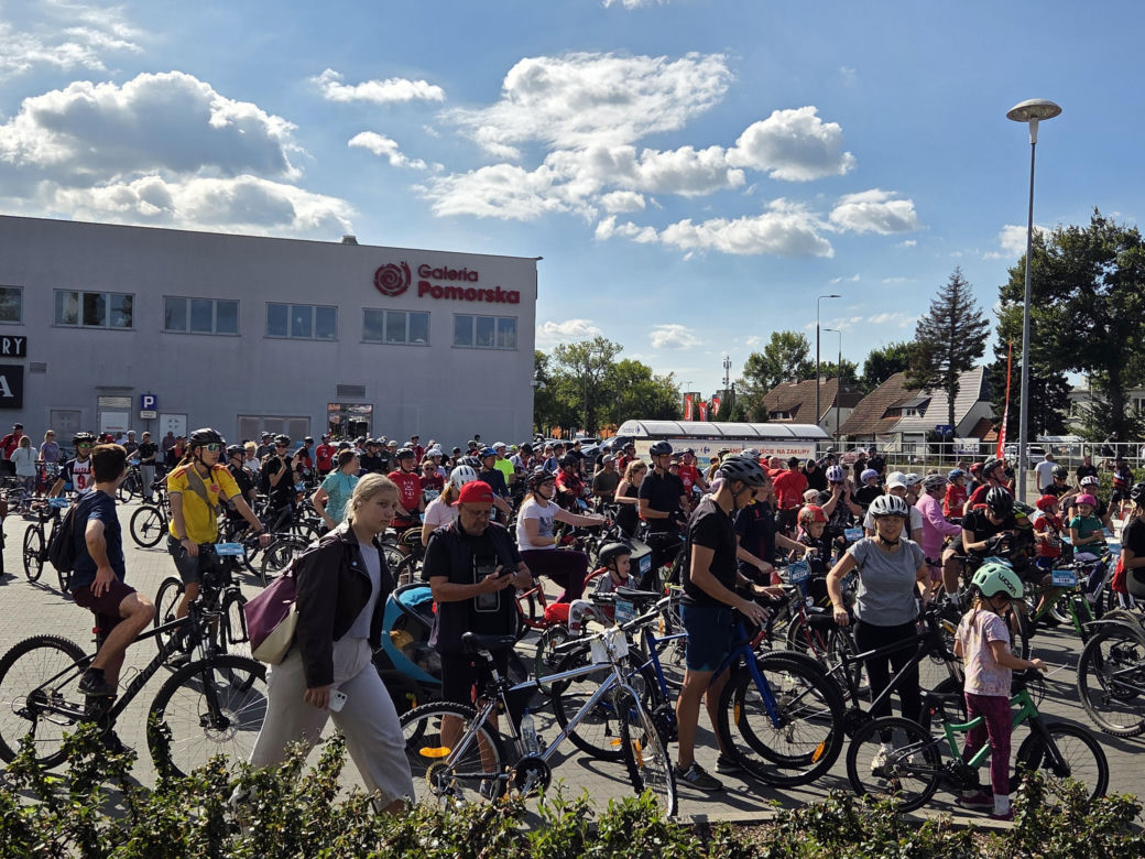 Tłumy rowerzystów ruszyły przez Bydgoszcz! Rajd Galerii Pomorskiej za nami