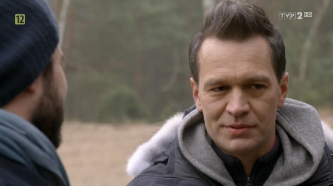Na dobre i na złe odc. 588. Adam Krajewski (Grzegorz Daukszewicz), Andrzej Falkowicz (Michał Żebrowski)