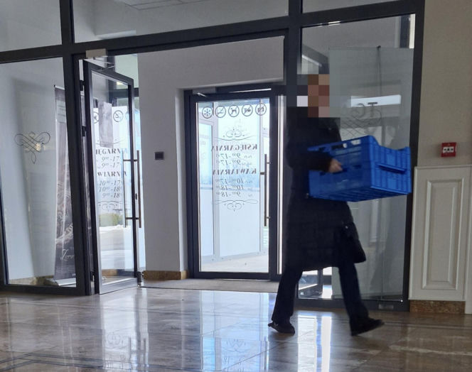 Pączki od ojca Rydzyka przyjechały z daleka