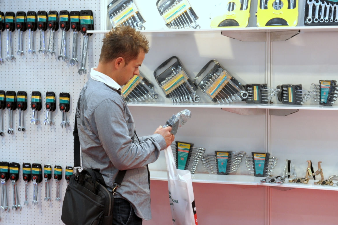 Targi Auto Expo Parts, Tires & Service