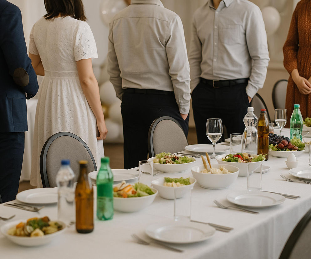 Dwaj mężczyźni wtargnęli na prywatne przyjęcie. Przyjechała policja