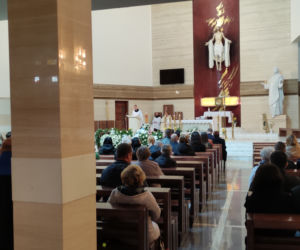 Pogrzeb małej Hani. Ludzie tonęli we łzach. Nauczyła, jak przeżywać nawet z największym bólem każdy dzień