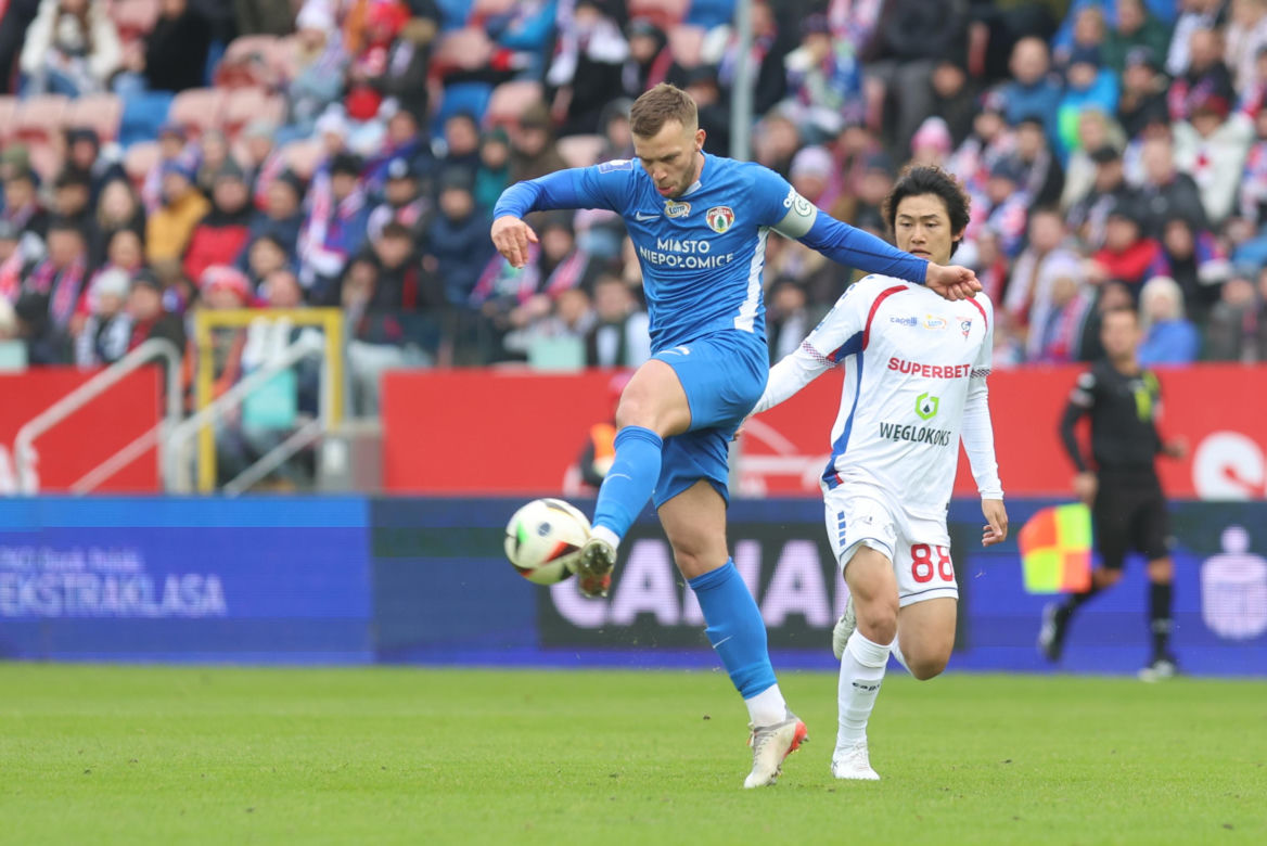 Górnik Zabrze zmierzył się z Puszczą Niepołomice. Na trybunach niemal 15 tys. kibiców
