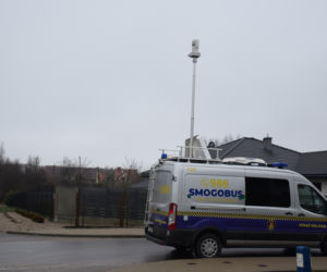 Uważaj, co palisz. Po mieście jeździ laboratorium na kółkach. I sypią się mandaty