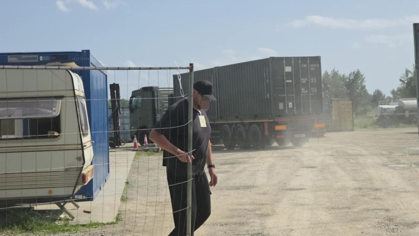Tajemniczy kontener z bronią i amunicją na Podkarpaciu. W Laszkach pracują służby