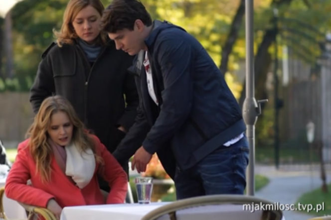 M jak miłość, Justyna (Olga Kalicka), Janek (Tomas Kollarik), Ula (Iga Krefft)