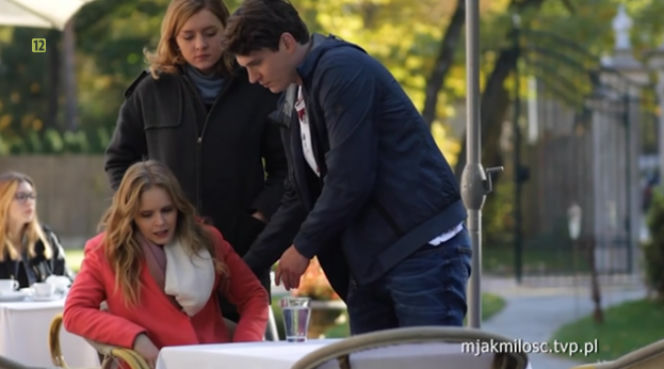 M jak miłość, Justyna (Olga Kalicka), Janek (Tomas Kollarik), Ula (Iga Krefft)