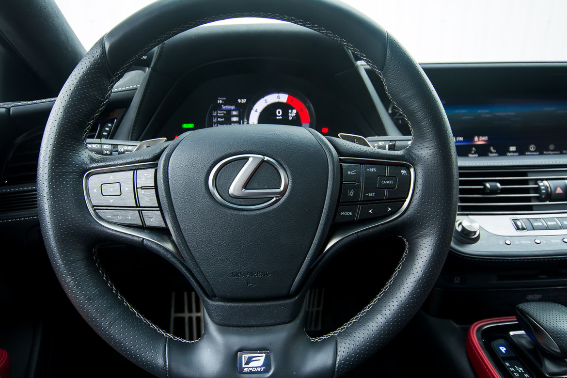 Lexus LS500h F-Sport