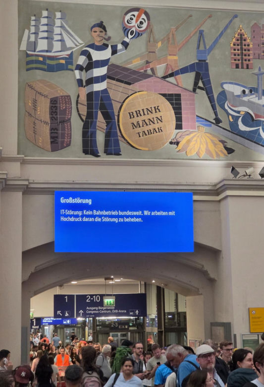 Niemcy/ Prezes Deutsche Bahn: ruch kolejowy stopniowo wraca do normy (opis) Awaria systemu łączności radiowej GSM-R wymusiła zatrzymanie wszystkich pociągów w całym kraju na czas ok. dwóch godzin