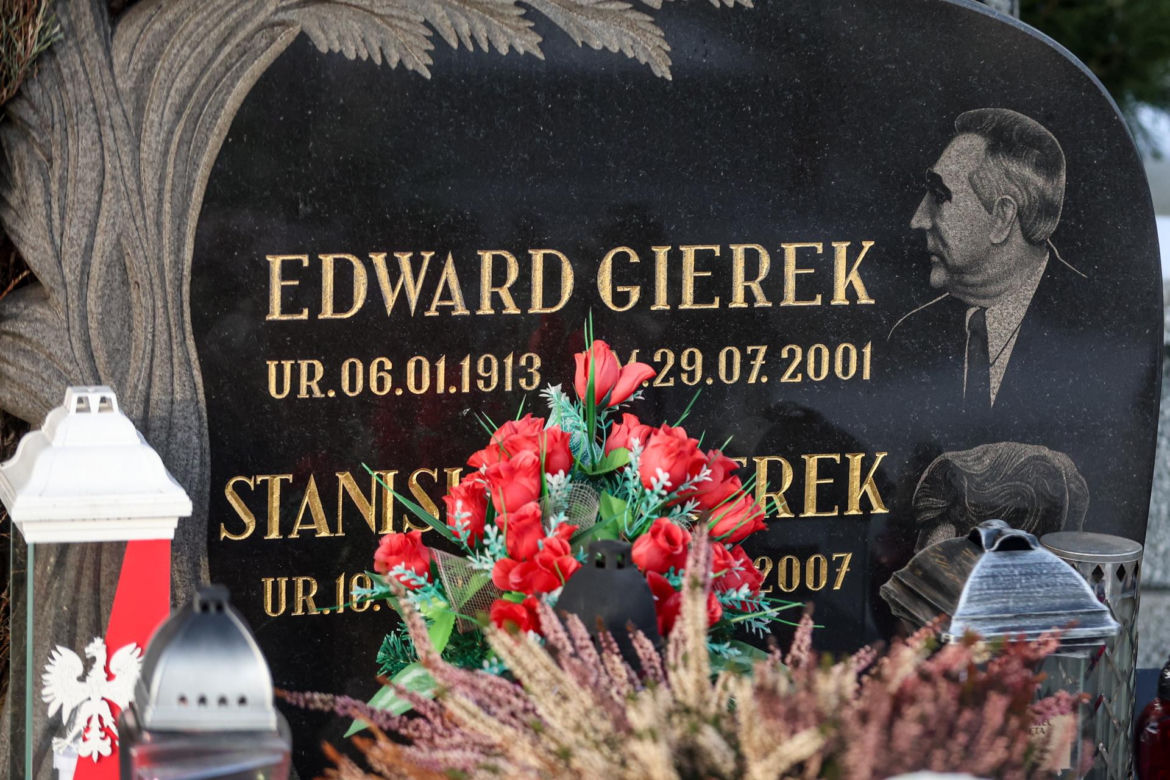 Grób Gierka a 113. rocznicę jego urodzin