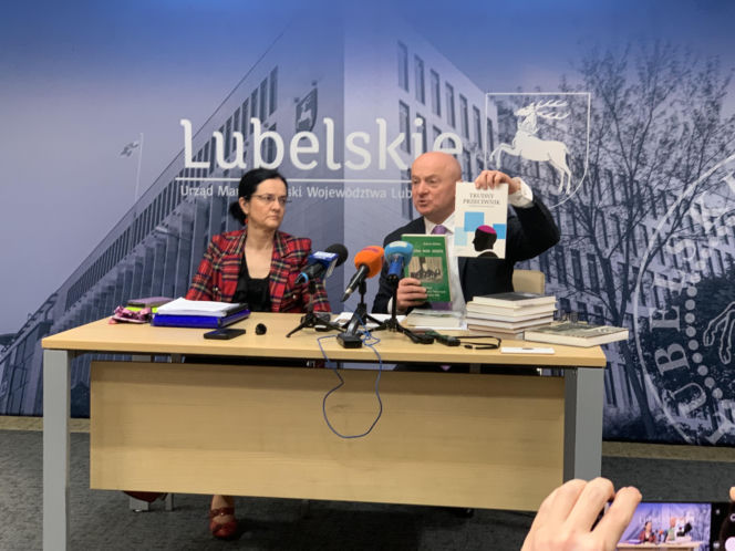 Spór o Ambasadora Województwa Lubelskiego. Marszałek odpowiada na wniosek