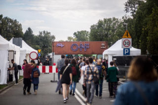 Organizatorzy OFF Festivalu z ważnym komunikatem. Karnetowicze są wściekli! 