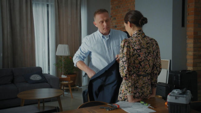 M jak miłość odc. 1920. Artur Rogowski (Robert Moskwa), Joanna (Dominika Sakowicz)