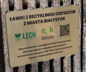 Zrobili ławki z... kartonów po mleku! Tak można zarobić miliony na śmieciach
