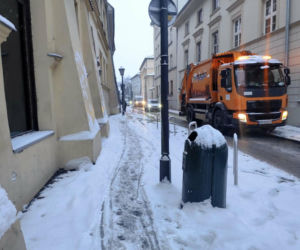 Potężny atak zimy w Krakowie! Śnieg nie odpuści, synoptycy nie mają dobrych informacji