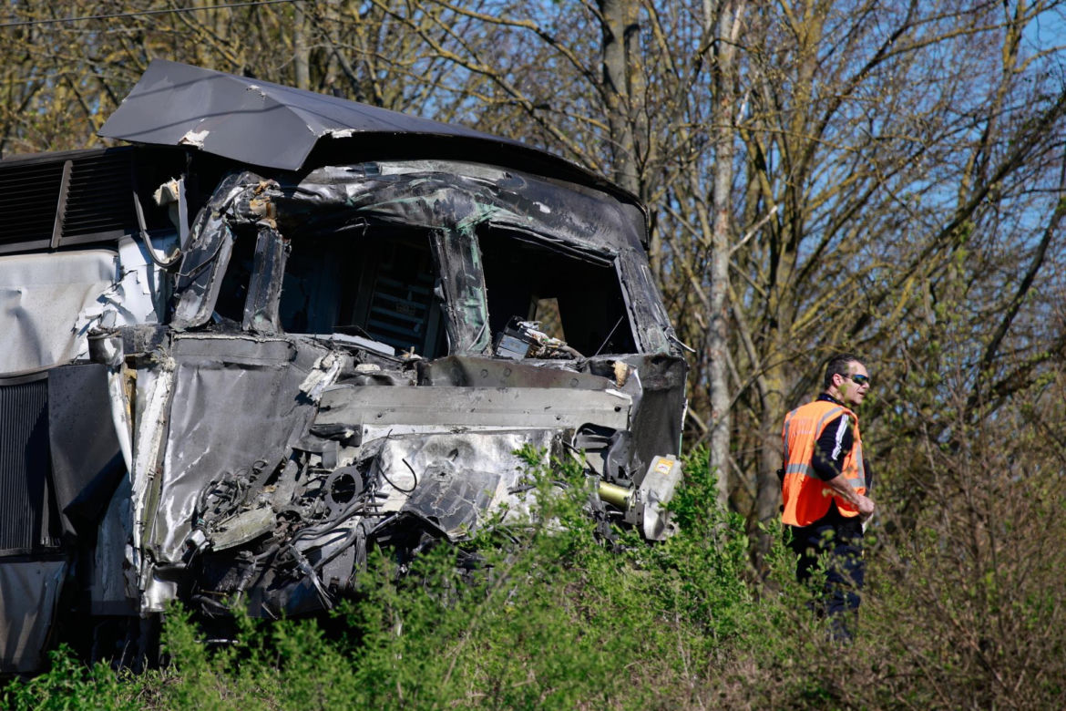 Francja/ Po zderzeniu z TGV polski kierowca ciężarówki usłyszał zarzut zabójstwa w ruchu drogowym