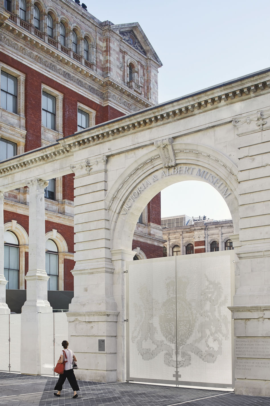 Dziedziniec Muzeum Wiktorii i Alberta w Londynie 