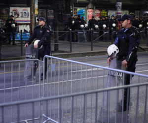 Głosowanie zakończone, ale emocje nie opadają. W Serbii policja szykuje się na demonstracje