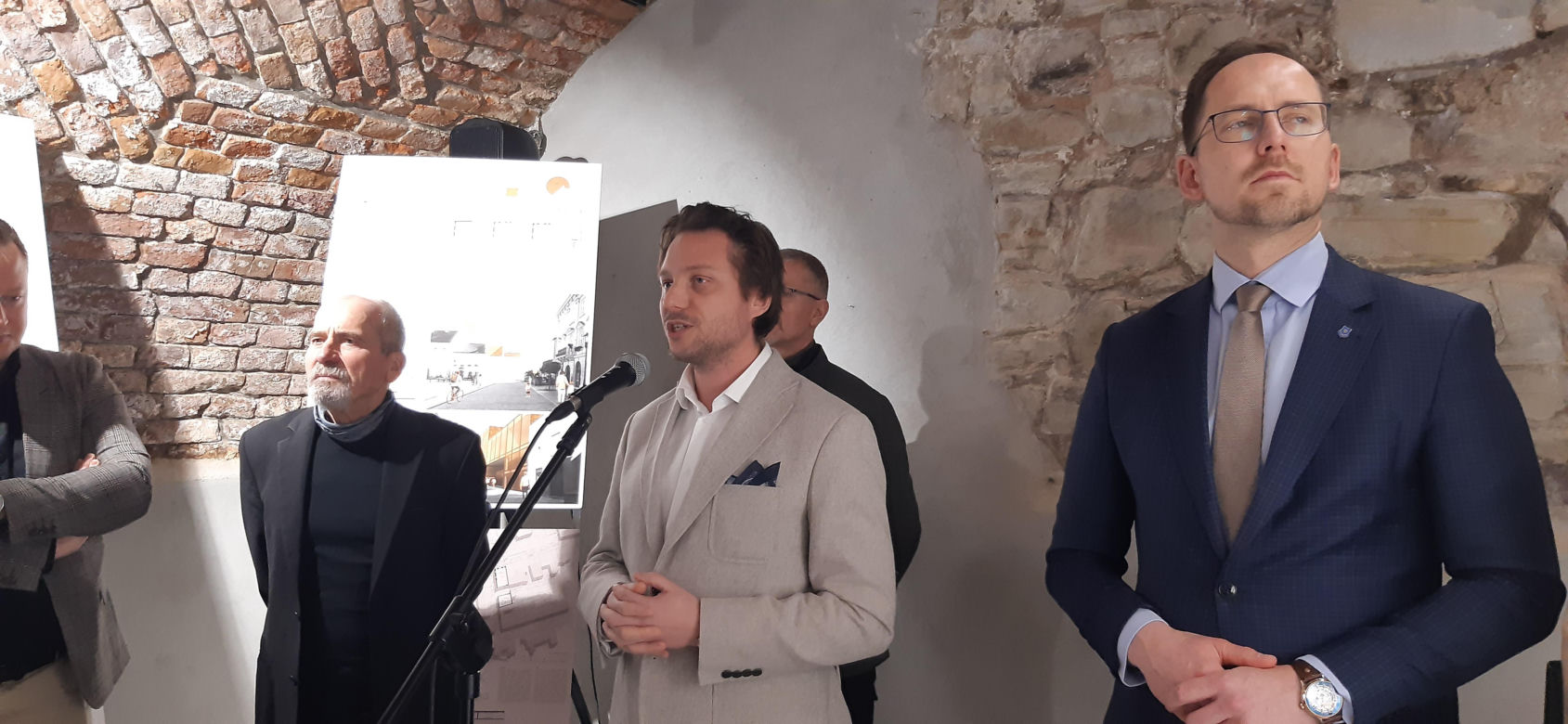 Studenci przygotowali projekty rozbudowy kamienicy przy Rynku 6