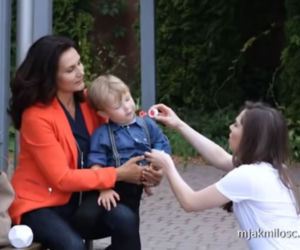 M jak miłość. Ania (Maria Pawłowska), Szymek (Staś Szczypiński), Aleksandra (Małgorzata Pieczyńska)
