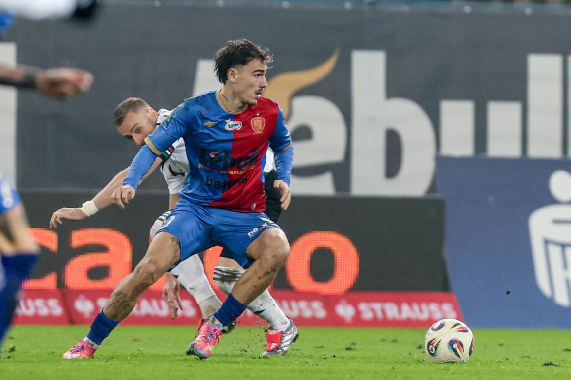 Piast Gliwice - Legia Warszawa, zdjęcia kibiców i zawodników z meczu 18. kolejki PKO BP Ekstraklasy