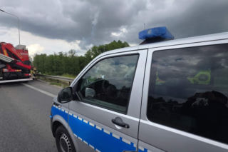 Auto spadło z wiaduktu. Dwie osoby nie żyją