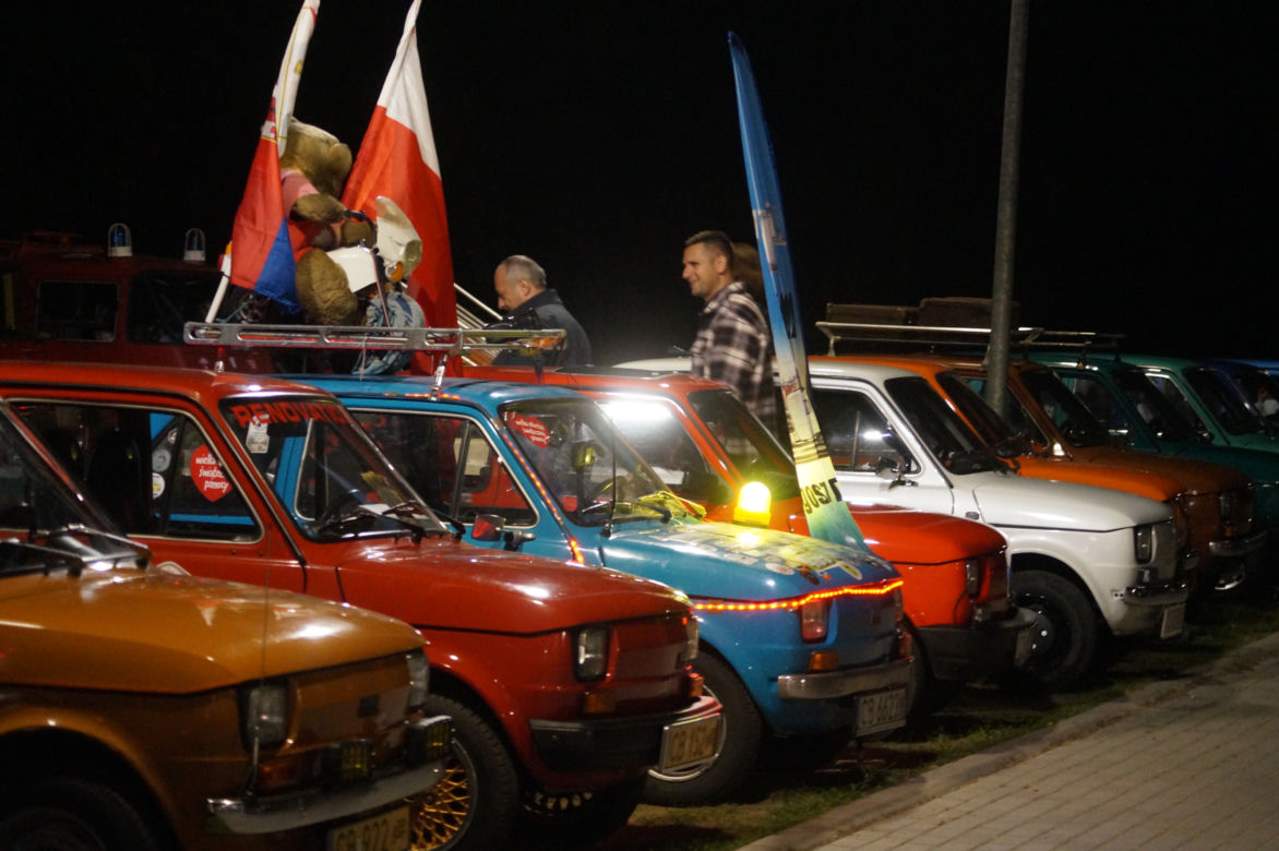 Bydgoskie Klasyki Nocą kończą sezon! Za nami ostatni wystawa zabytkowych aut [ZDJĘCIA]