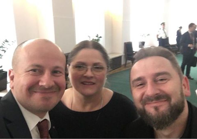 UROCZA fotka Pawłowicz i Liroy! Posłanka PiS ZACHWYCONA [ZDJĘCIE]