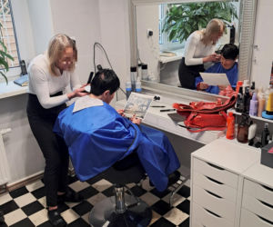 Joanna Senyszyn u fryzjera