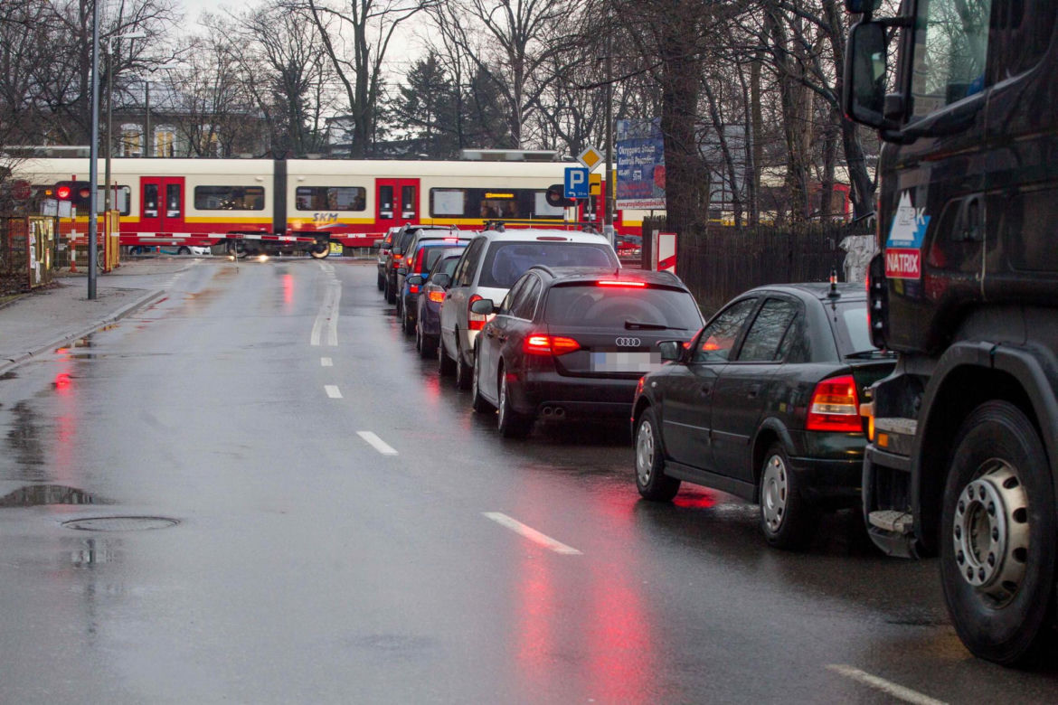 Nowy tunel i wiadukt powstaną w Rembertowie. Miasto podpisało umowę