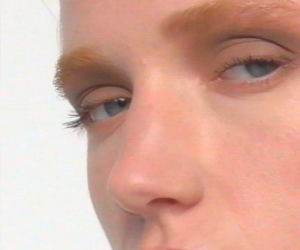 Trend: Minimalizm lat 90.