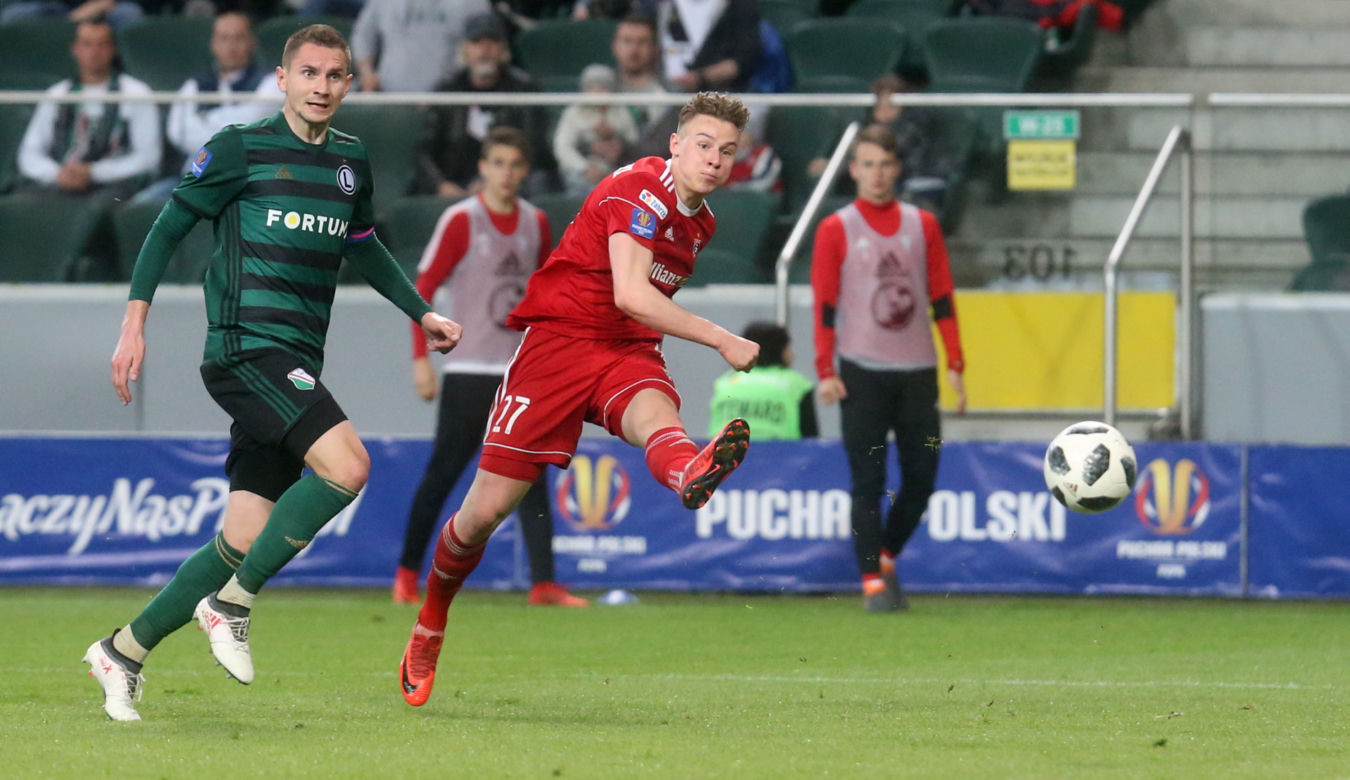 Szymon Żurkowski w Fiorentinie.