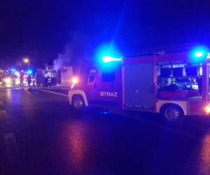 Wypadek w Kopciowicach. Bus stanął w płomieniach! W środku byli pasażerowie