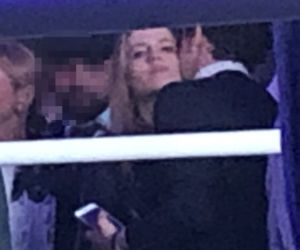 Antek Królikowska pokazał nową parterkę.