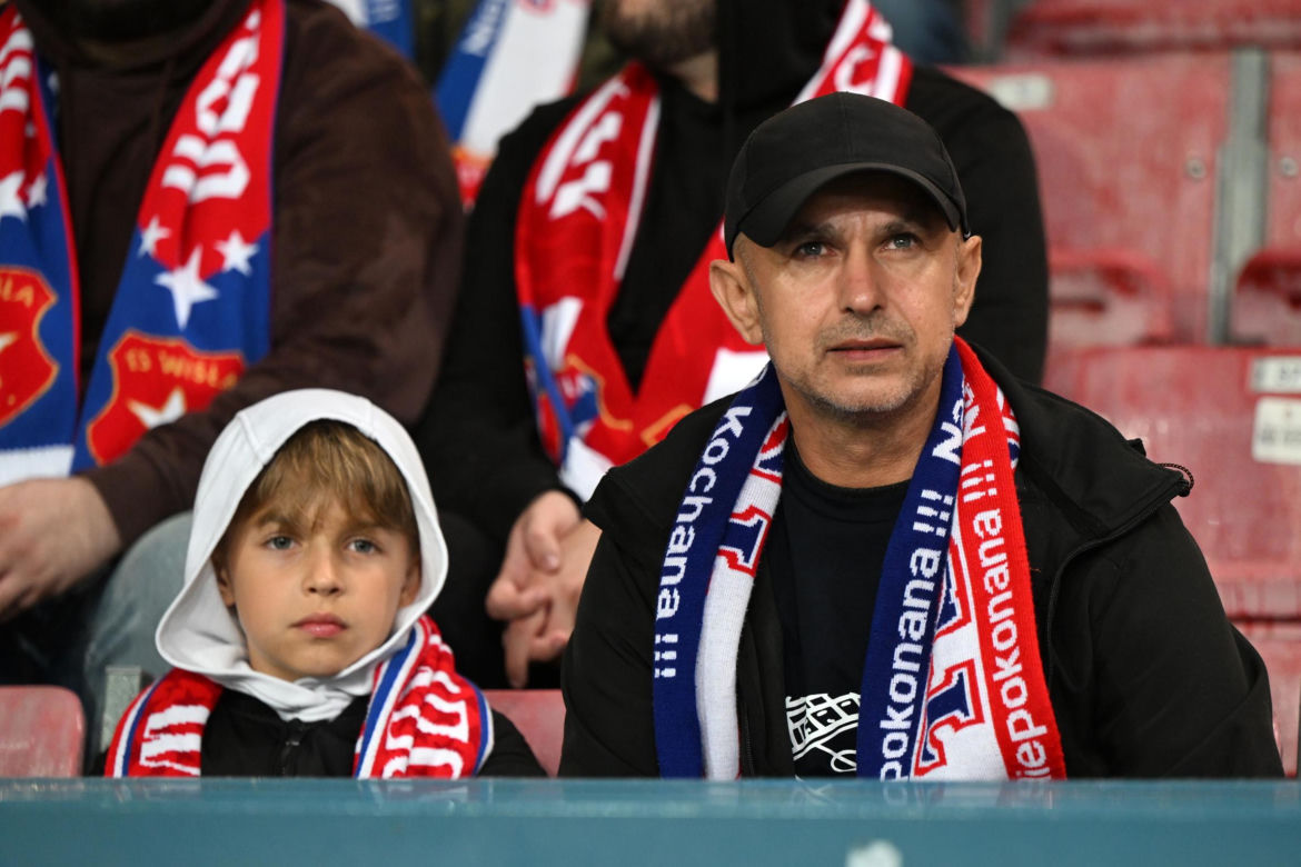 Wisła Kraków - Jagiellonia Białystok; Zdjęcia kibiców i zawodników z meczu 8. kolejki PKO BP Ekstraklasy