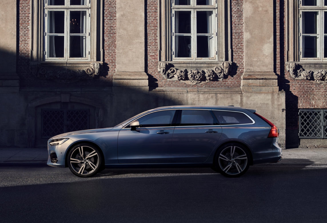 Volvo V90 R-Design