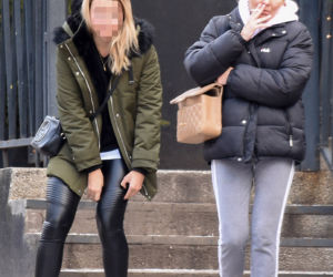 Hanna Lis pali przy córce