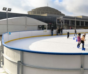 Lodowisko przy Hali Stulecia