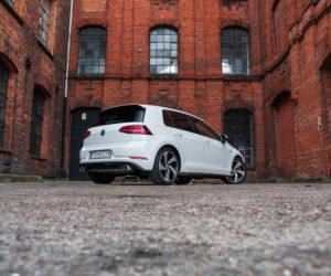 Volkswagen Golf 2.0 TSI GTI Performance 245 KM
