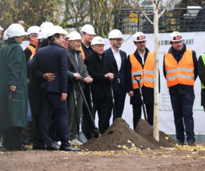 De Niro buduje w Krakowie hotel a mieszkańcy protestują